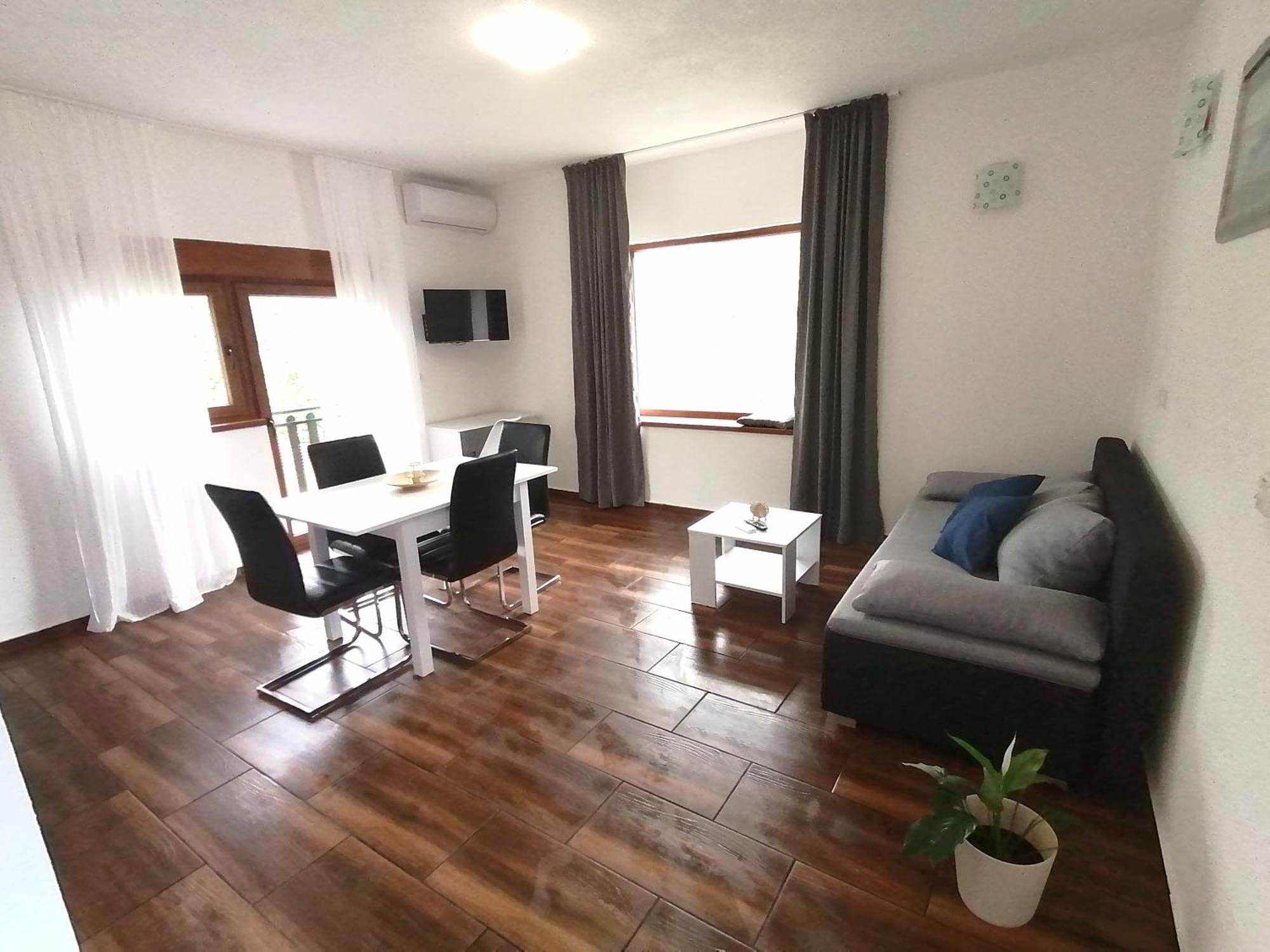 Farma & Apartmani Opg Sasa Delic コレニツァ エクステリア 写真